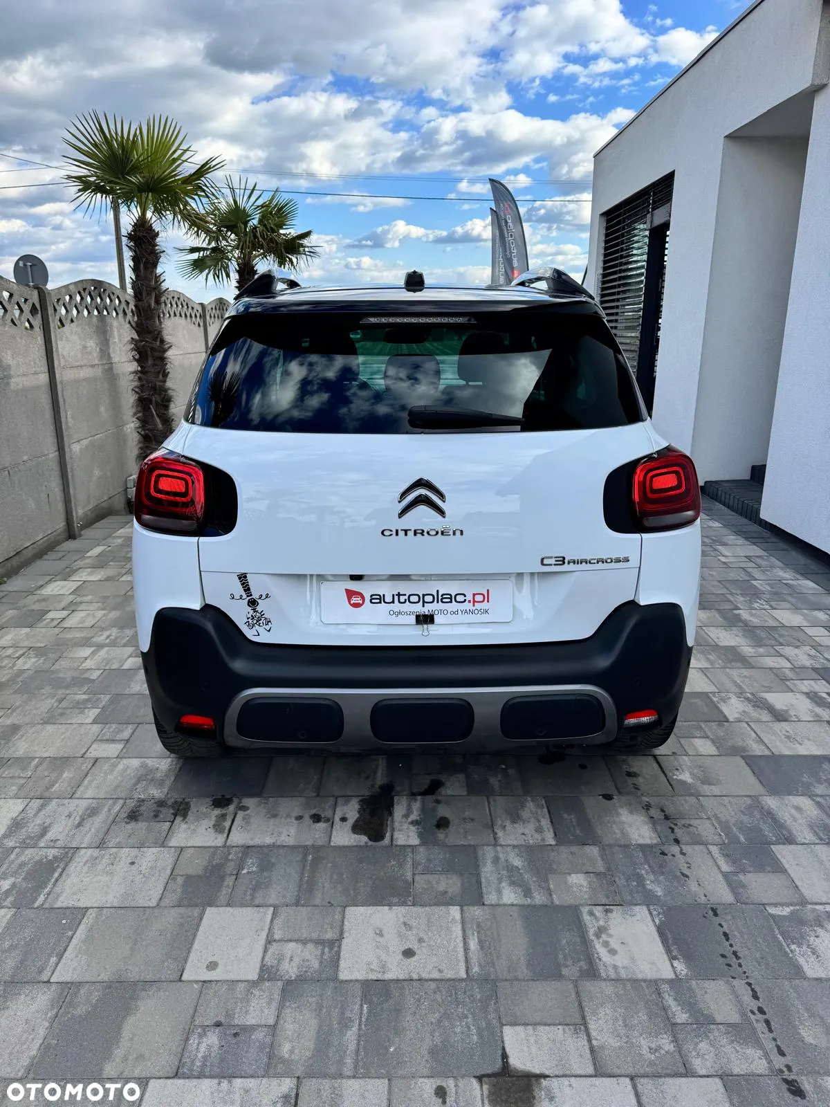 Citroën C3 Aircross 1.2 PureTech Shine S&S EAT6 - 4