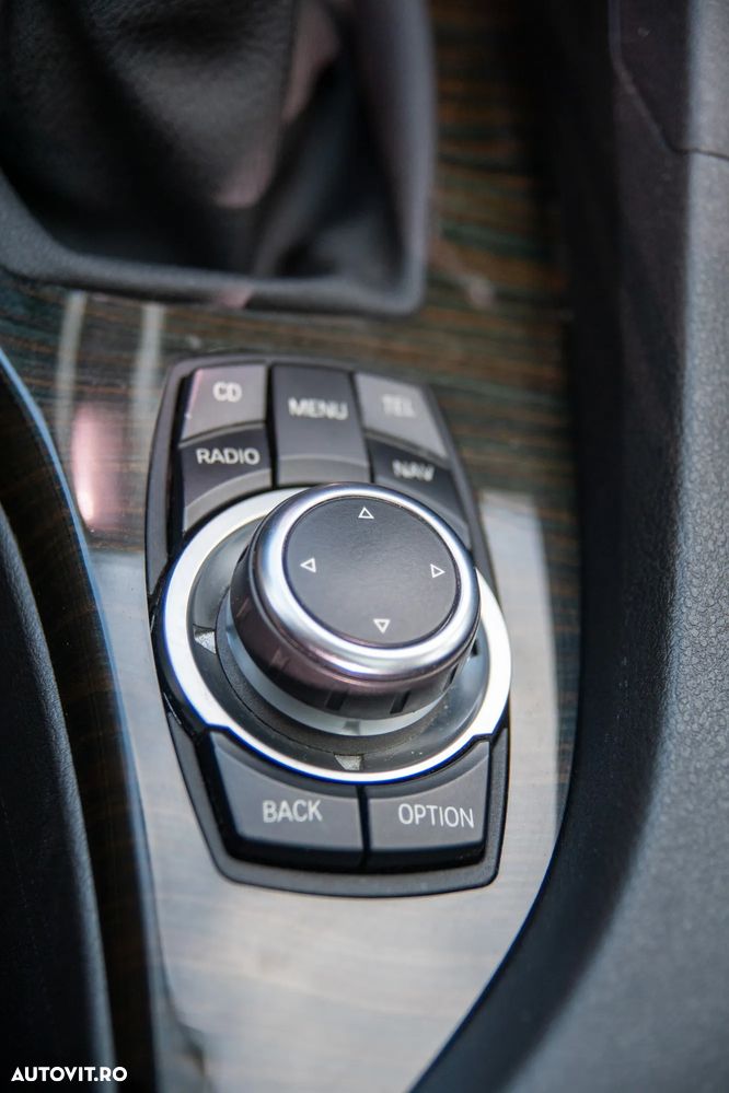 BMW X1 xDrive20d - 13