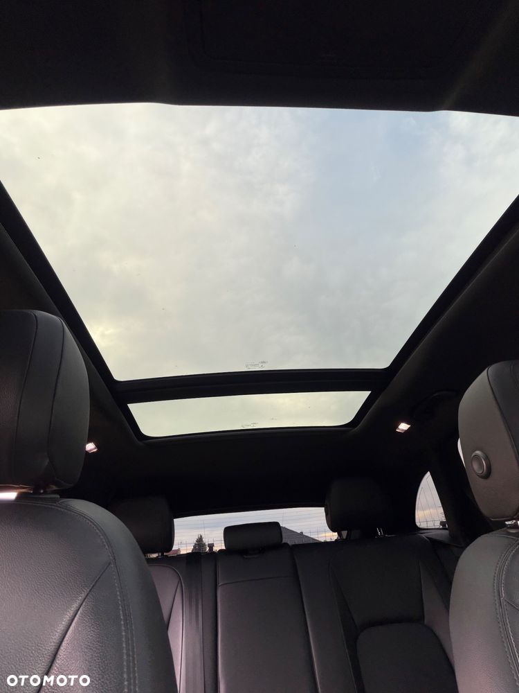 Jaguar F-Pace - 11