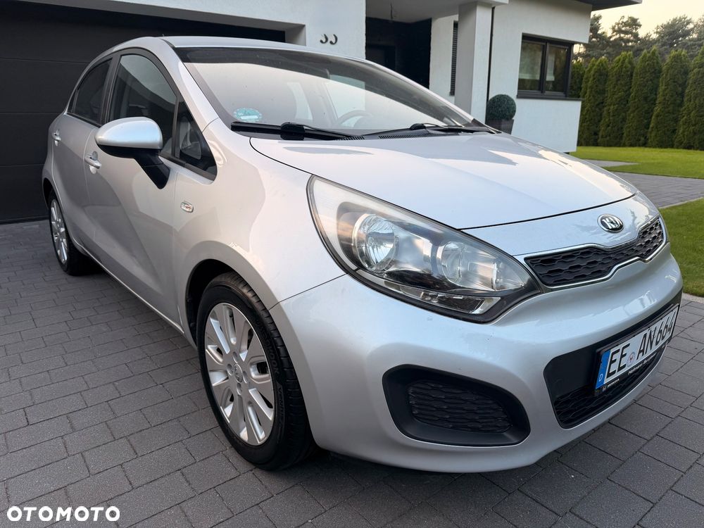 Kia Rio 1.2 Attract - 1