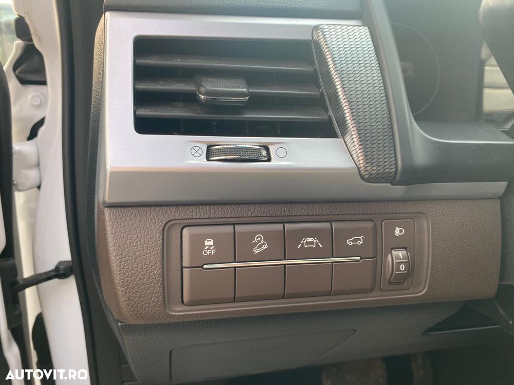 SsangYong REXTON G4 2.2 e-XDI 4WD Premium - 35