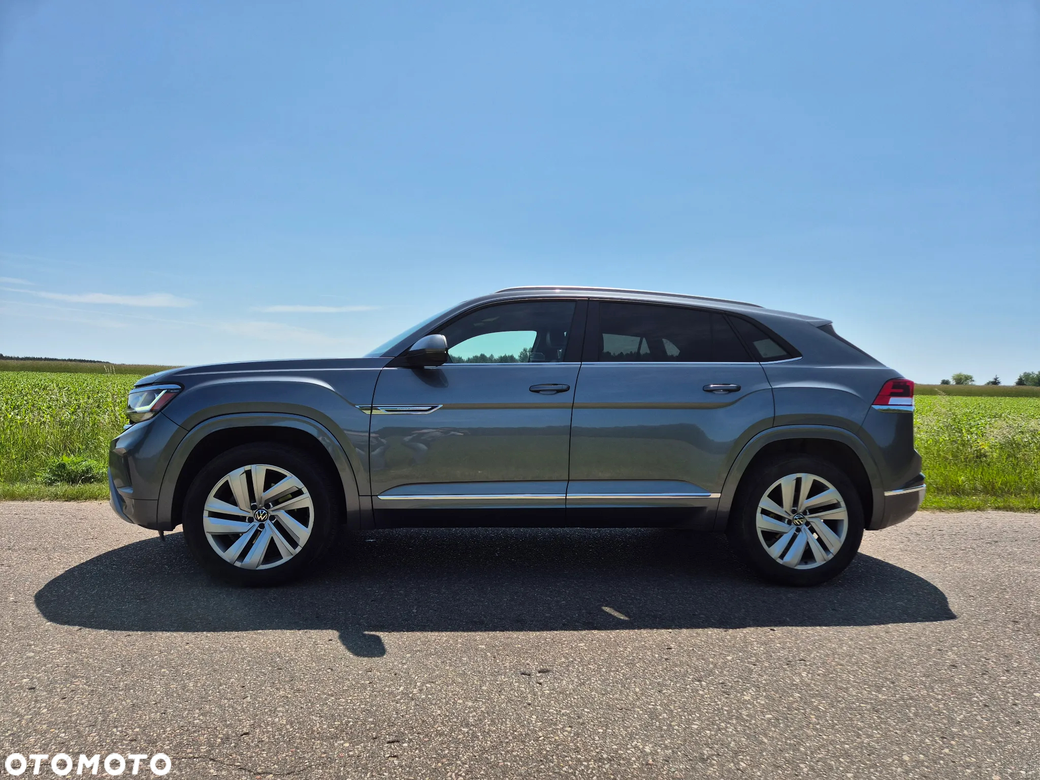 Volkswagen Atlas - 2