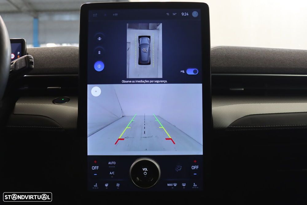 Ford Mustang Mach-E - 13