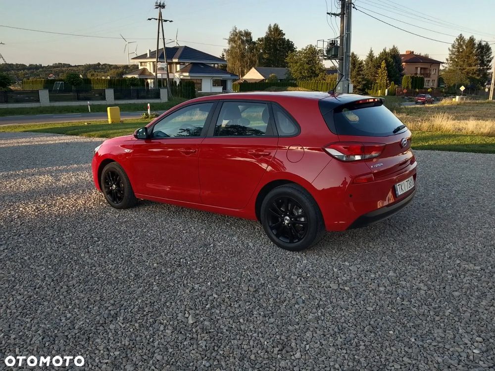Hyundai i30 blue 1.4 Classic - 40