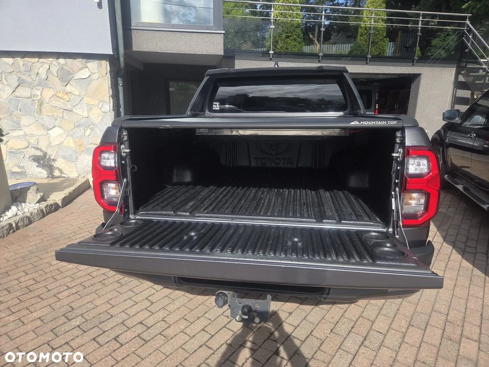 Toyota Hilux Gr - 13