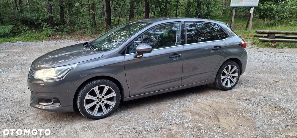 Citroën C4 PureTech 130 Stop&Start SHINE - 3
