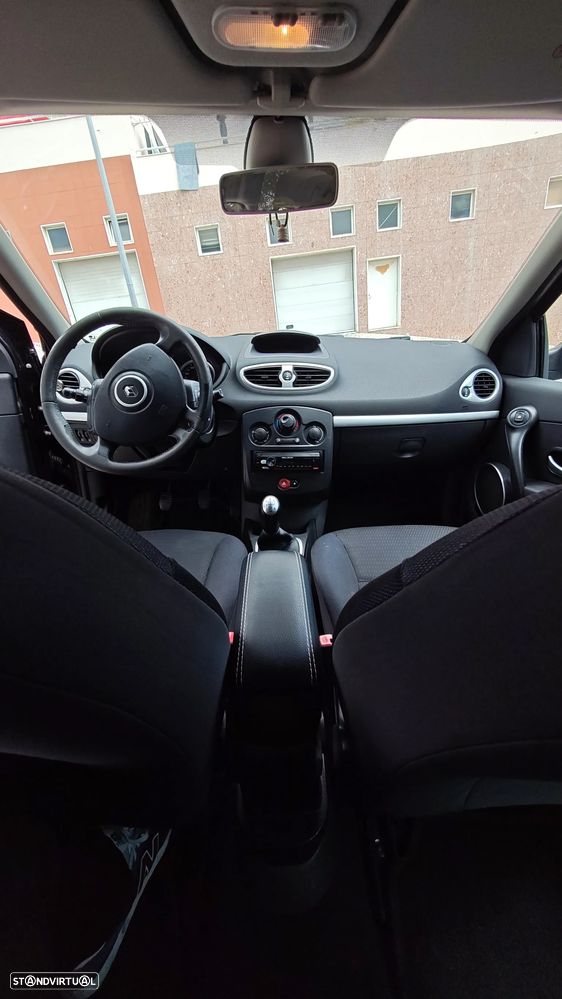 Renault Clio Break - 11