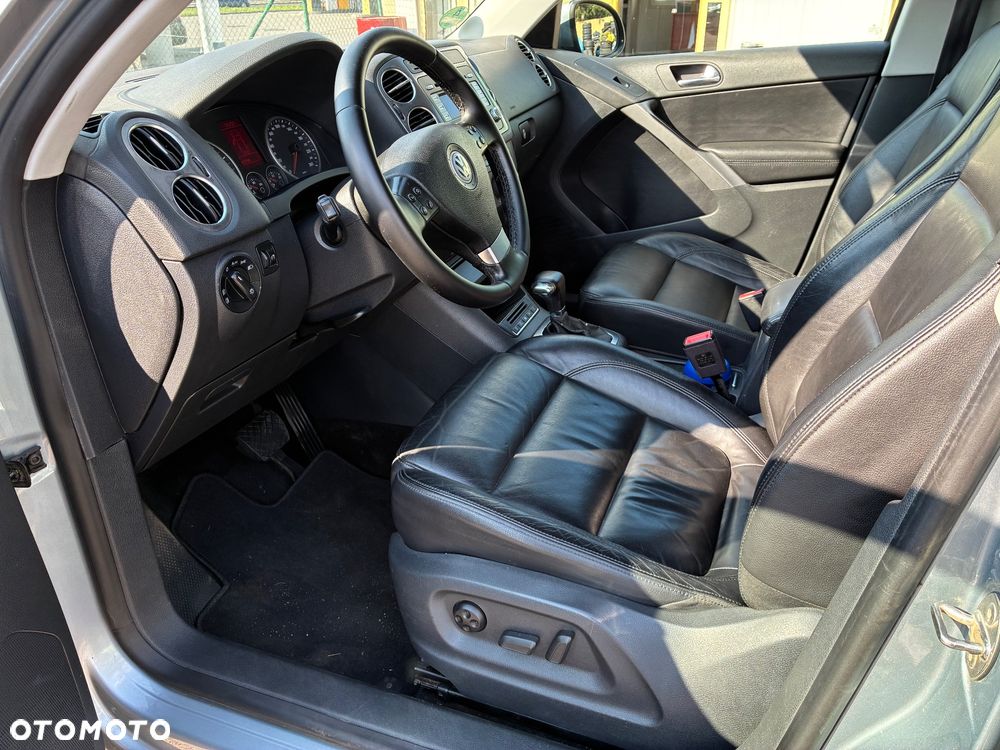 Volkswagen Tiguan 2.0 TDI DPF 4Motion Automatik Track & Avenue - 10