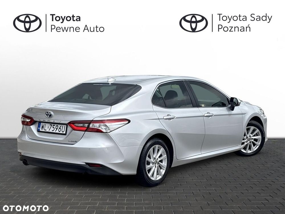 Toyota Camry 2.5 Hybrid Comfort CVT - 10