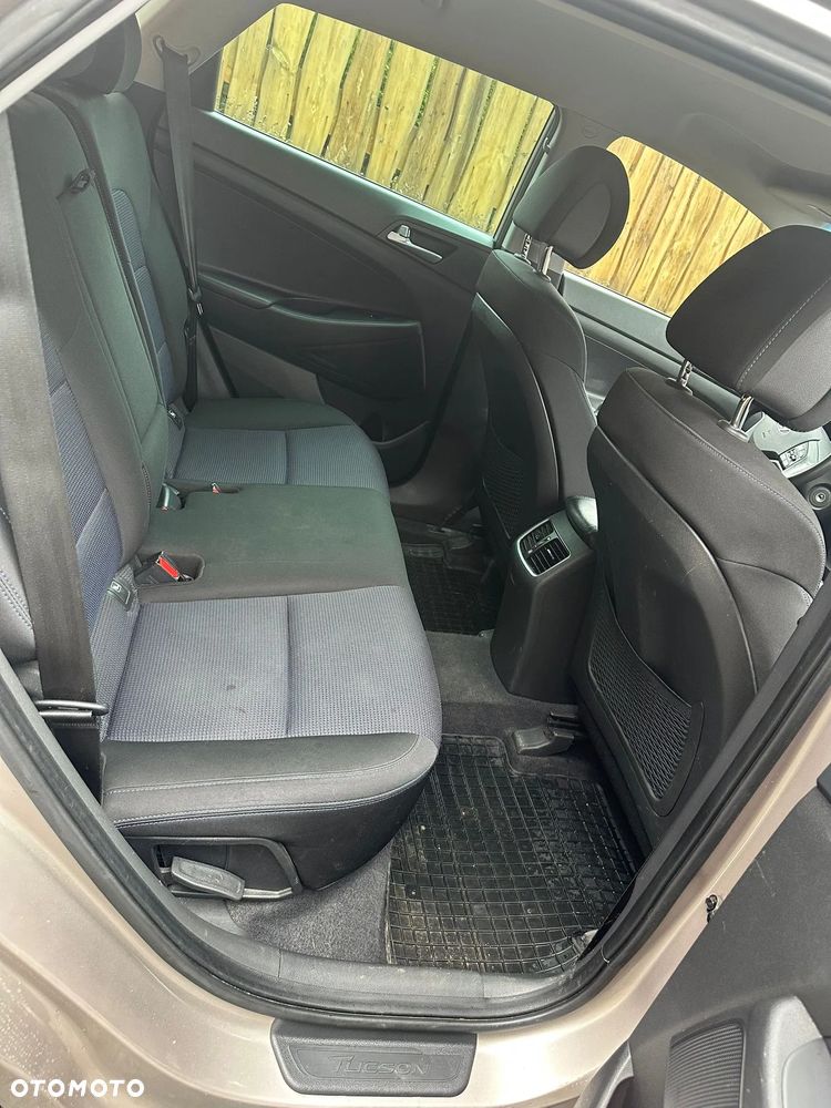 Hyundai Tucson 1.6 GDi 4WD Style - 24