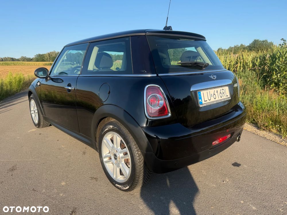 MINI Cooper 50 Mayfair - 9