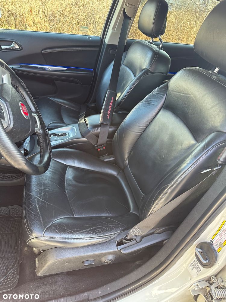 Fiat Freemont 2.0 Multijet Black Code AWD - 11