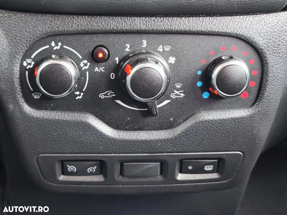 Dacia Lodgy 1.5 Blue dCi Laureate - 21
