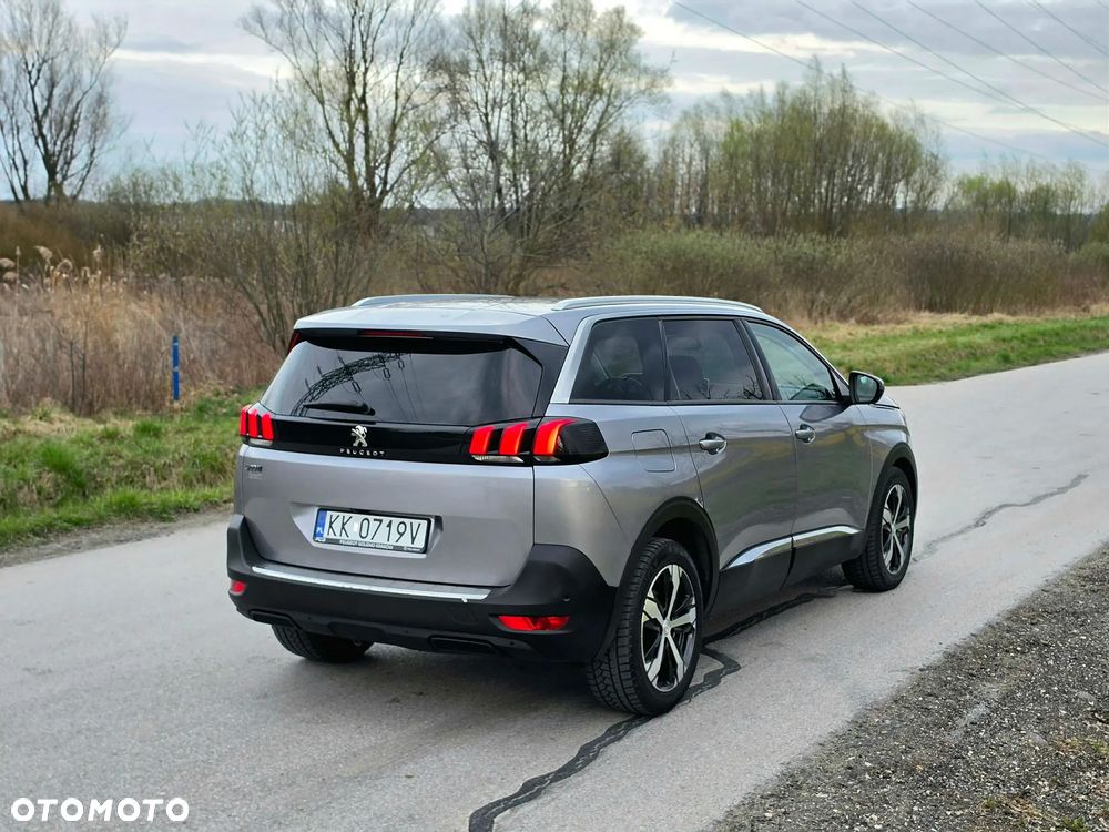 Peugeot 5008 - 2