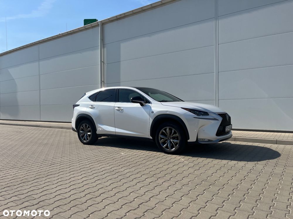 Lexus NX 300h F Sport AWD - 1