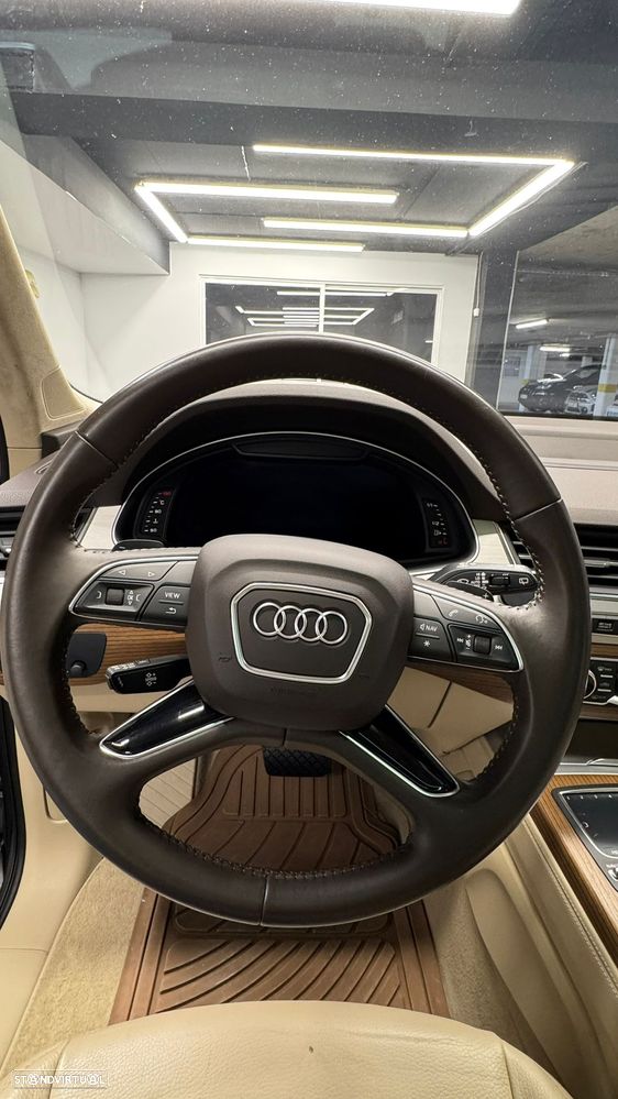 Audi Q7 3.0 TDI quattro S-line Tiptronic 7L - 5