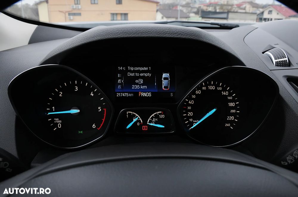Ford Kuga 2.0 TDCi 4WD Powershift ST-Line - 15