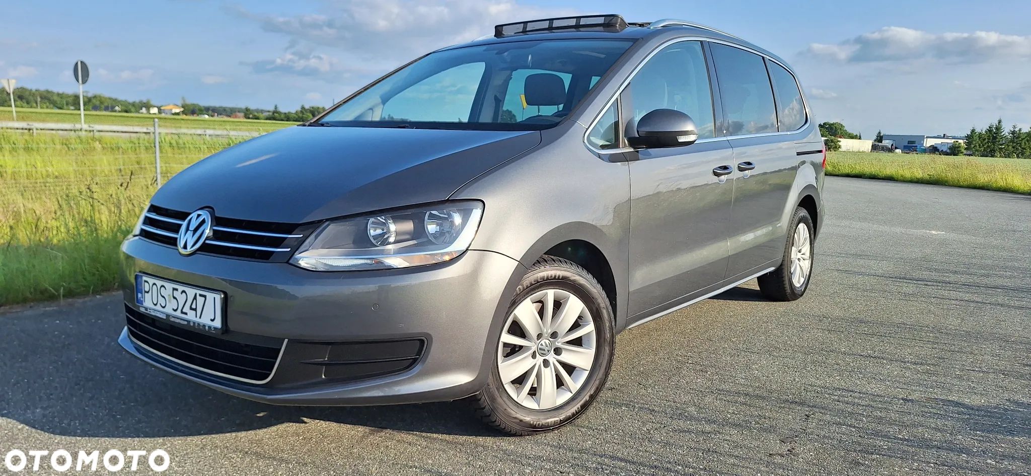 Volkswagen Sharan 2.0 TDI Comfortline - 1
