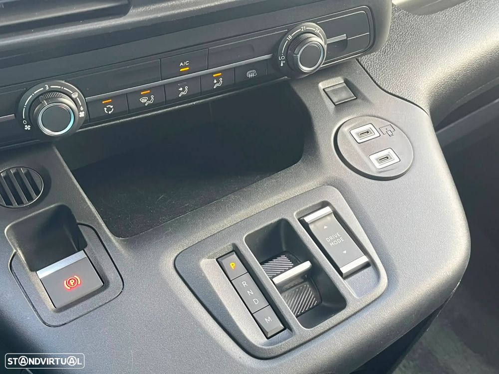 Peugeot Partner Standard 1.5 BlueHDi 130cv EAT8 (caixa automática) - 29