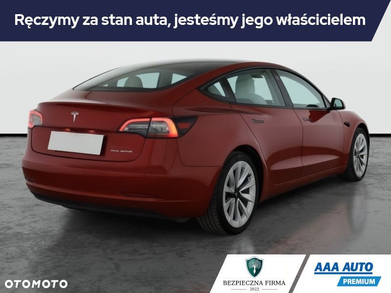 Tesla Model 3 - 7
