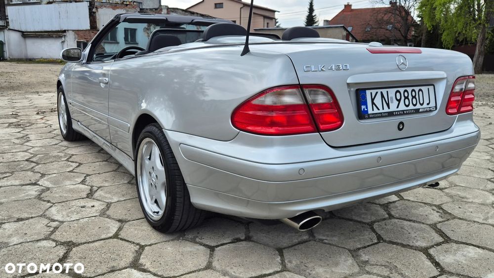 Mercedes-Benz CLK 430 - 11