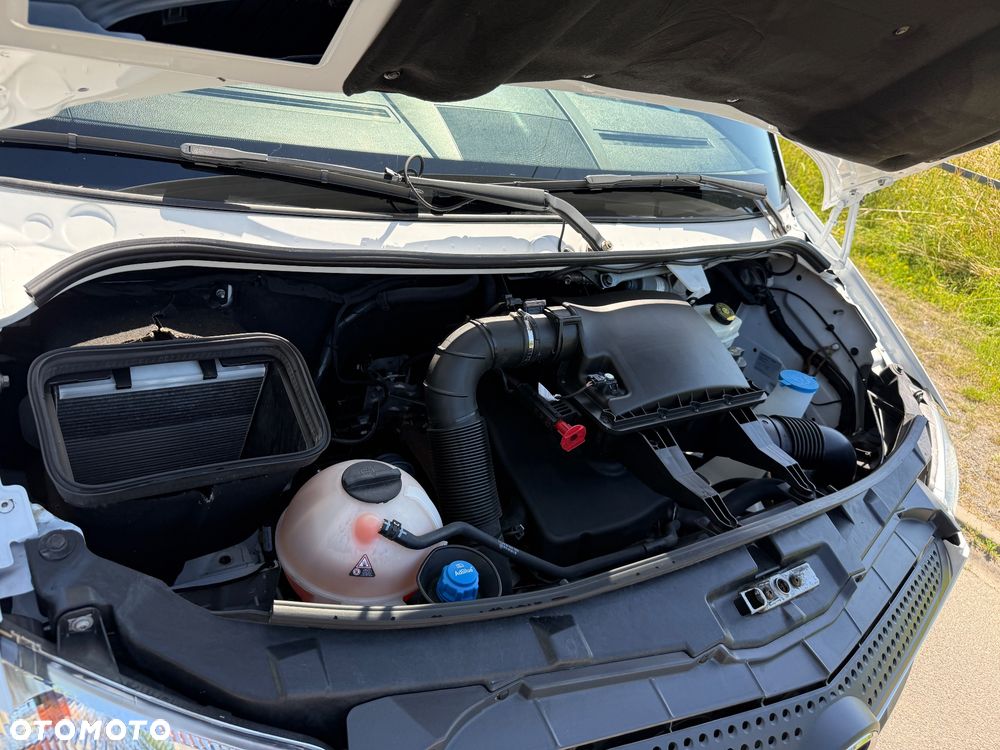 Mercedes-Benz Sprinter - 32
