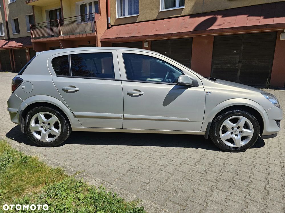 Opel Astra 1.6 Enjoy - 7