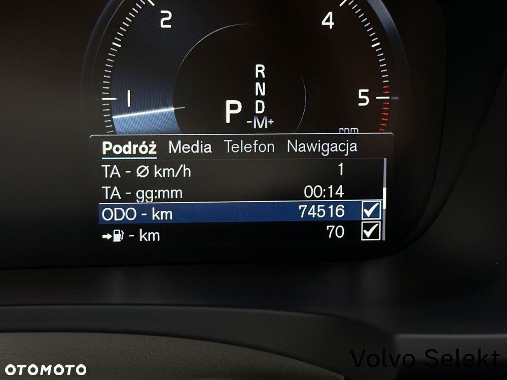 Volvo V90 Cross Country - 26