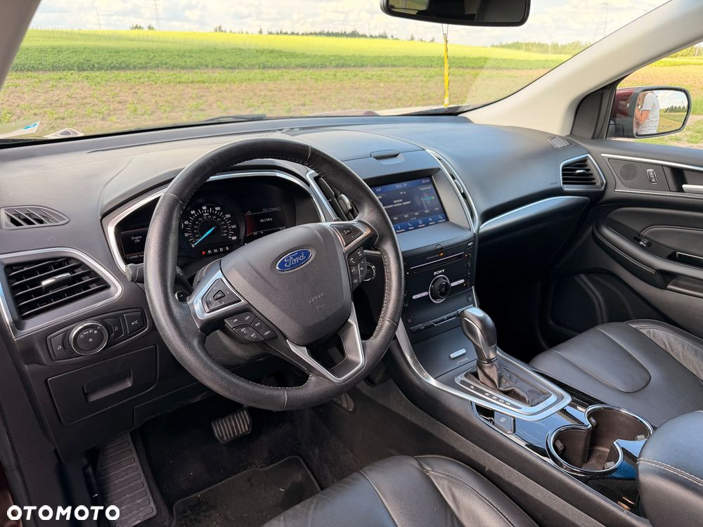 Ford Edge - 8