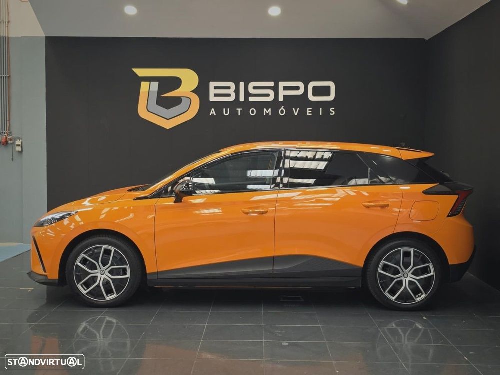 MG MG4 64 kWh Luxury - 5