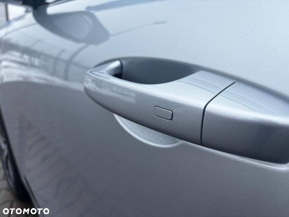 Geely Starray EM-i 1.5 PHEV Pro - 28