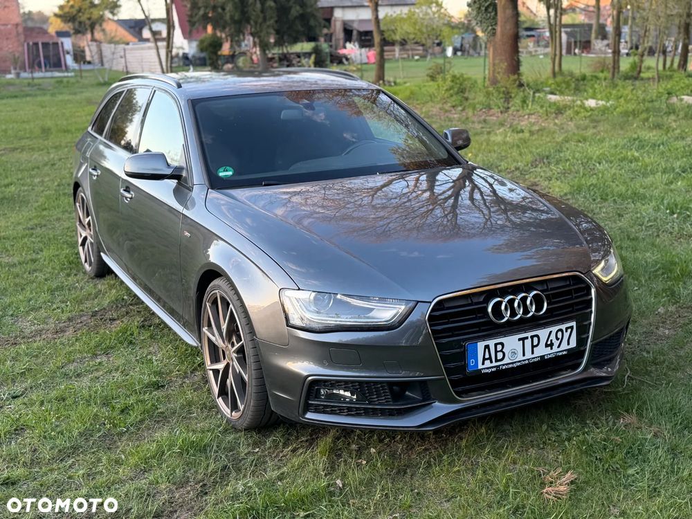 Audi A4 Avant 2.0 TDI DPF clean diesel quattro S tronic S line Sportpaket - 3