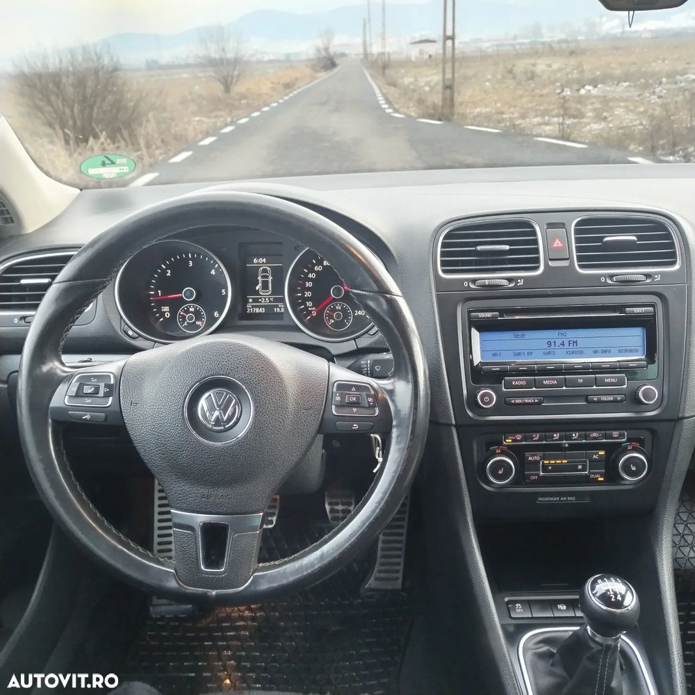 Volkswagen Golf 1.6 TDI DPF Style - 6
