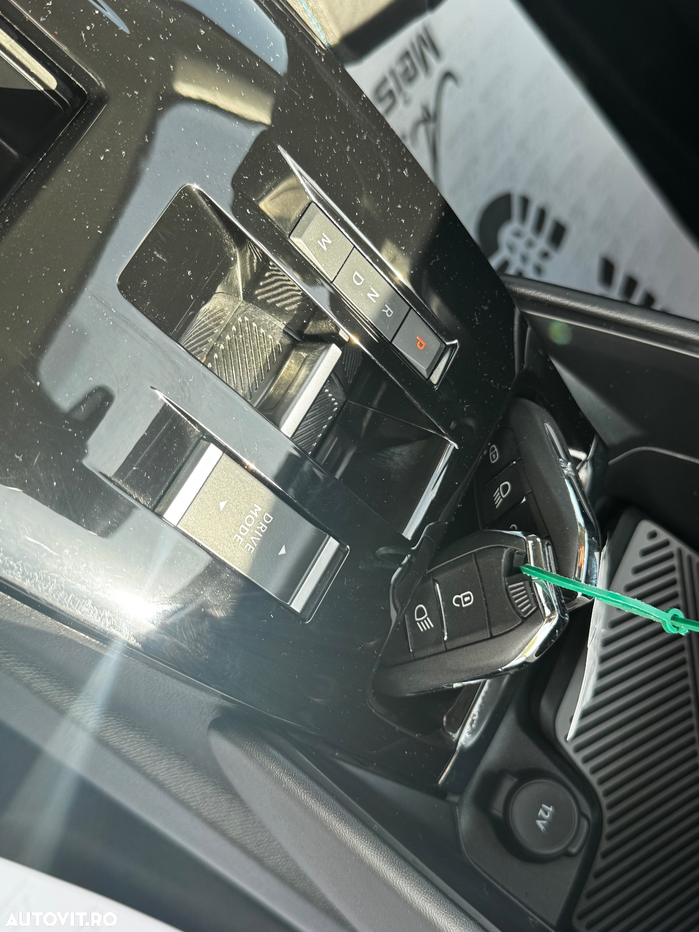 Citroën C4 BlueHDi 130 Stop&Start EAT8 SHINE - 30