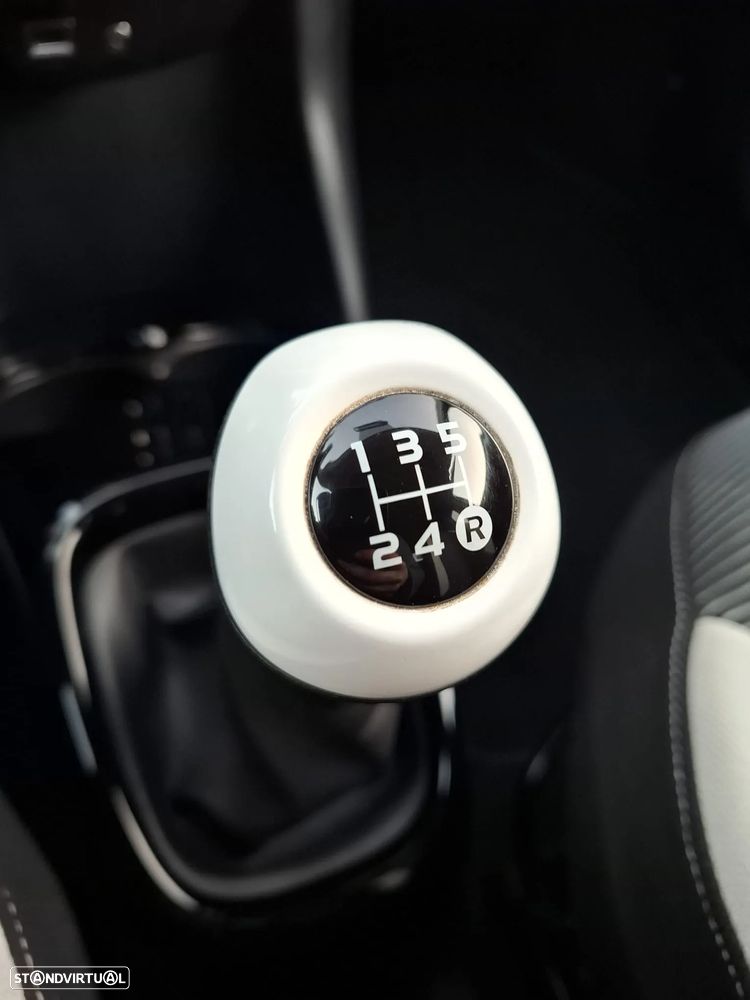 Peugeot 108 Top! 1.0 VTi Allure - 22