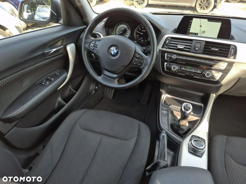 BMW Seria 1 - 23