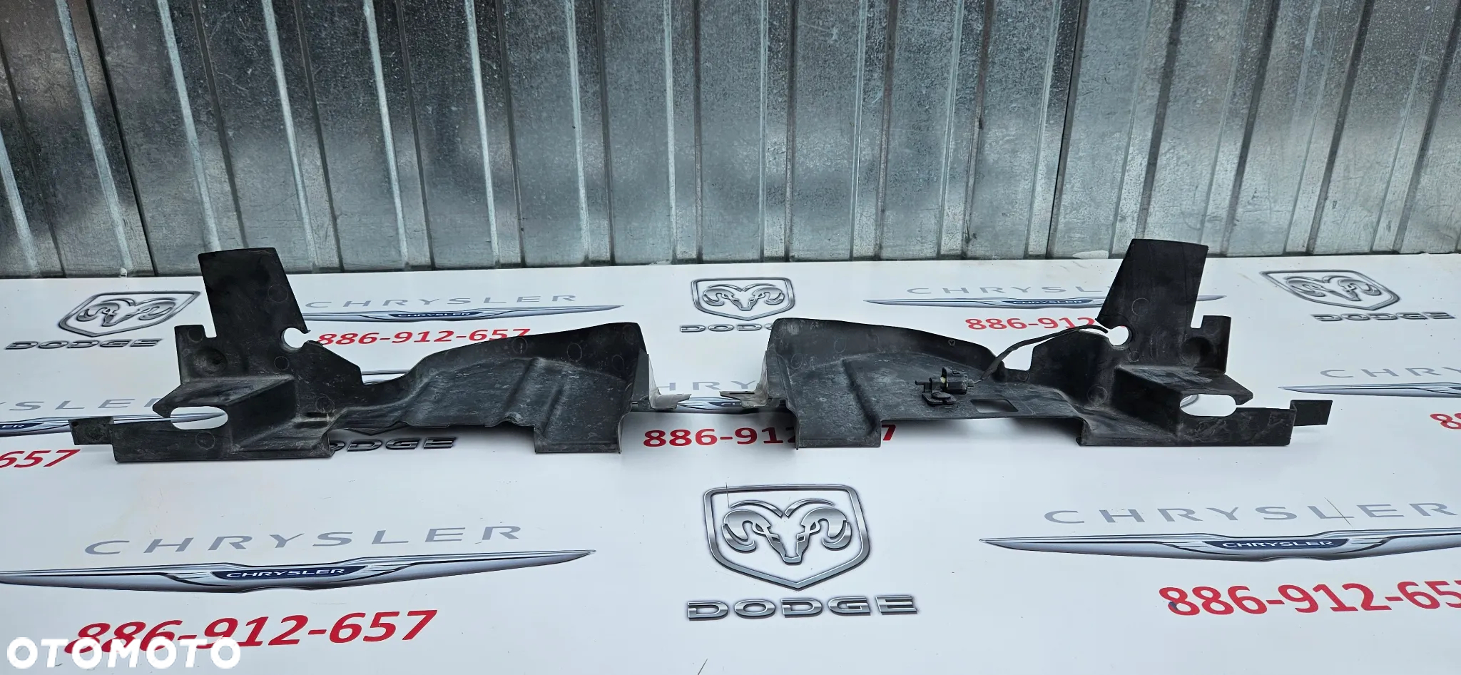 Dodge Durango III LIFT 2014- Kierownica powietrza pasa przedniego prawa lewa Łapacz powietrza Kanał powietrza Termometr zewnętrzny - 3