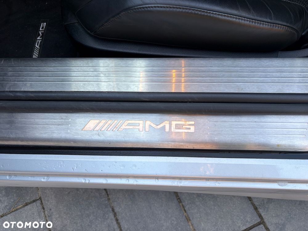 Mercedes-Benz SL 63 AMG - 24
