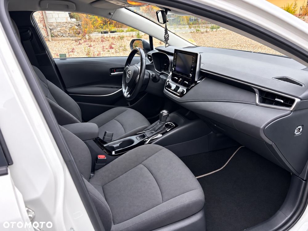 Toyota Corolla 1.8 Hybrid GPF Comfort - 4