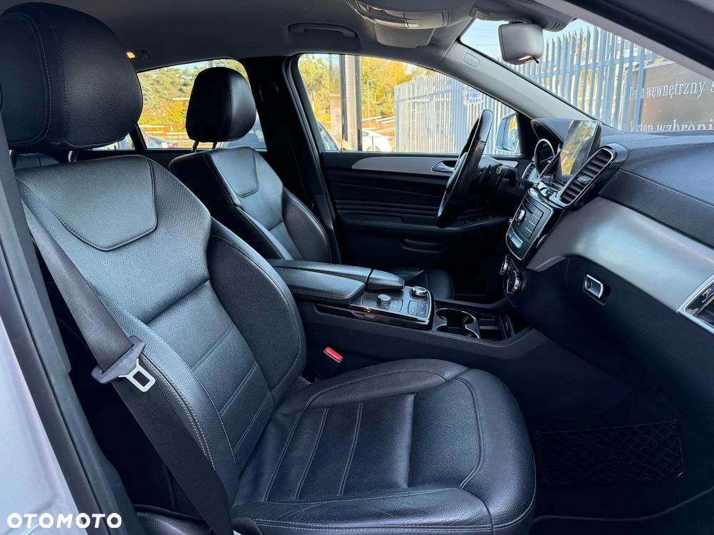 Mercedes-Benz GLE 350 d 4Matic 9G-TRONIC AMG Line - 15