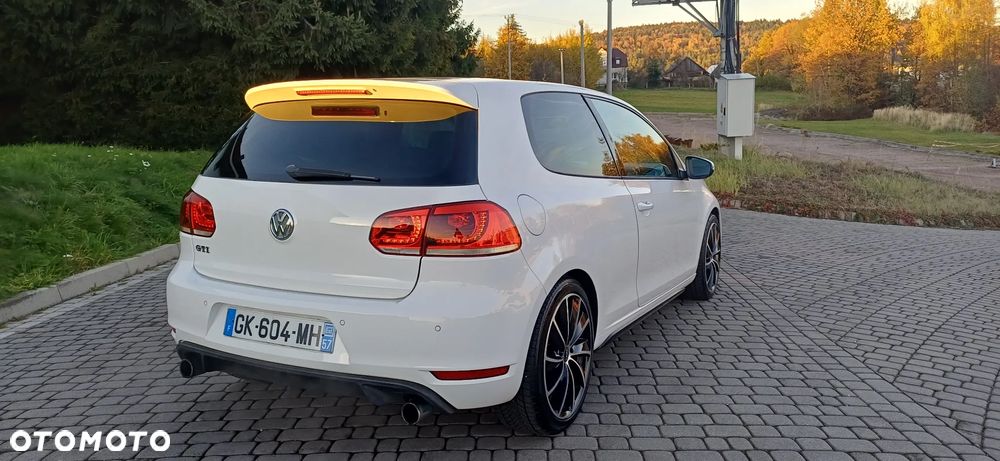 Volkswagen Golf 2.0 GTI - 9