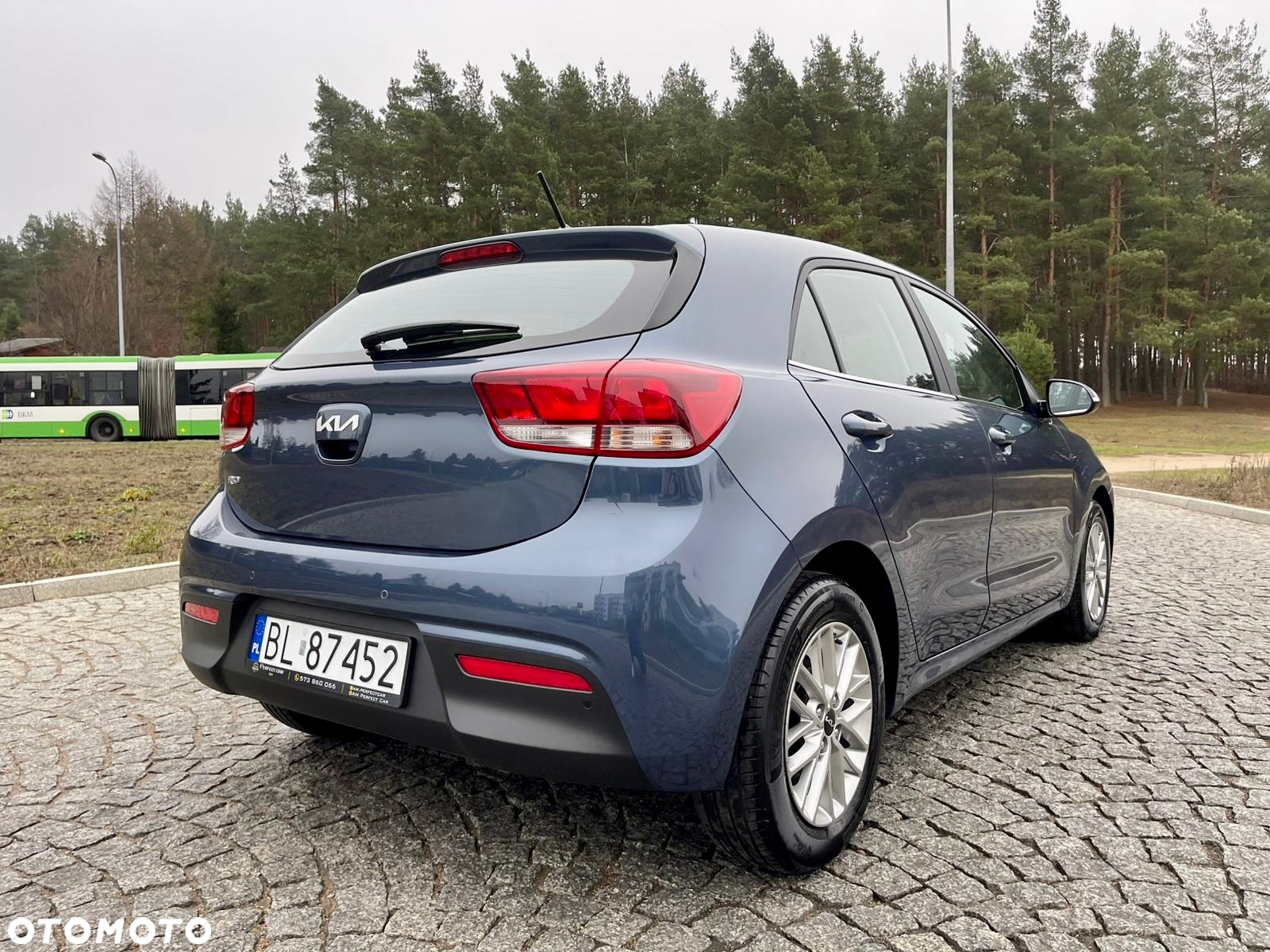 Kia Rio - 26