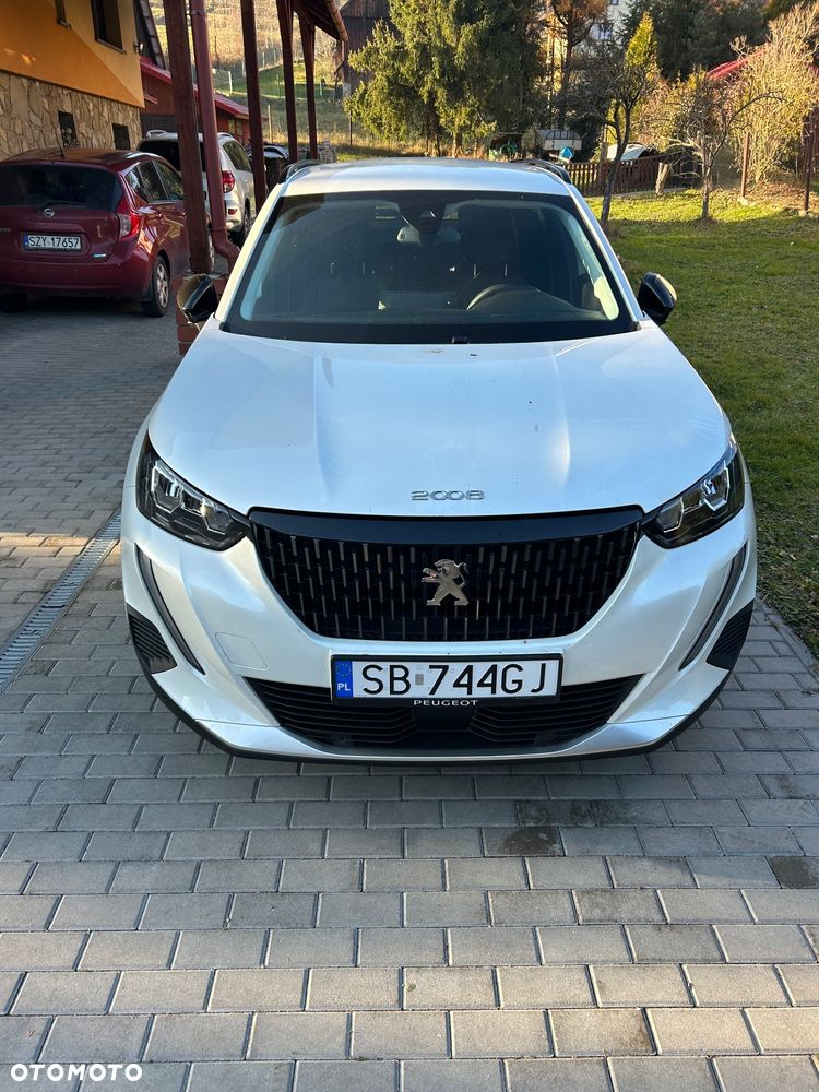 Peugeot 2008 1.2 Pure Tech GPF Allure S&S EAT6 - 26