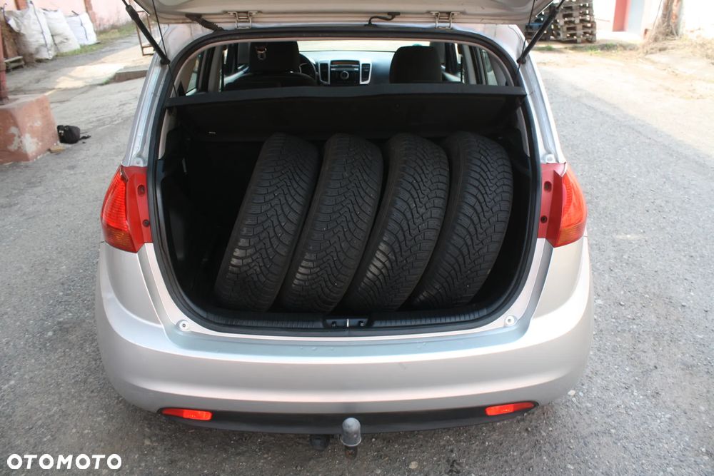 Kia Venga 1.6 CVVT Platinum Edition - 14