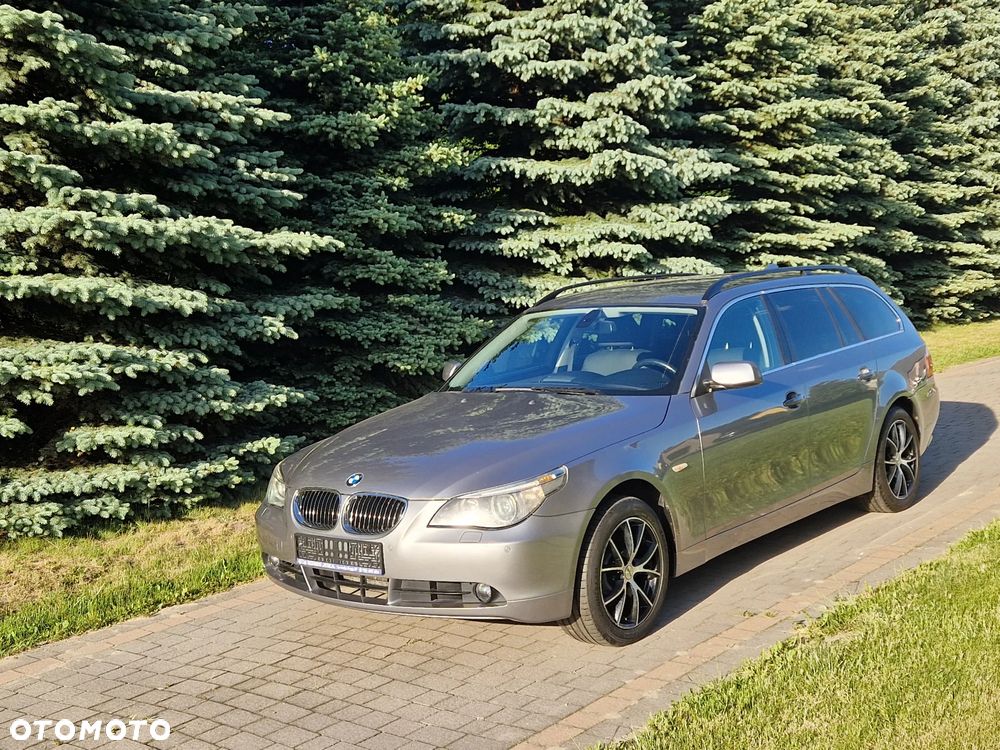 BMW Seria 5 525xi - 4