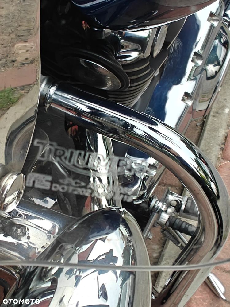 Triumph Thunderbird - 6