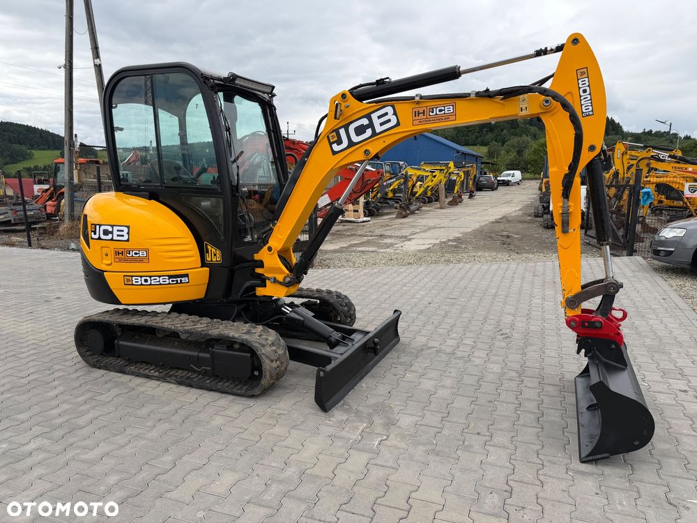 JCB 8026 - 6