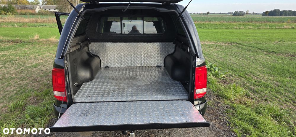 Volkswagen Amarok - 12