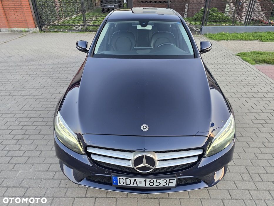 Mercedes-Benz Klasa C 220 d 9G-TRONIC - 23