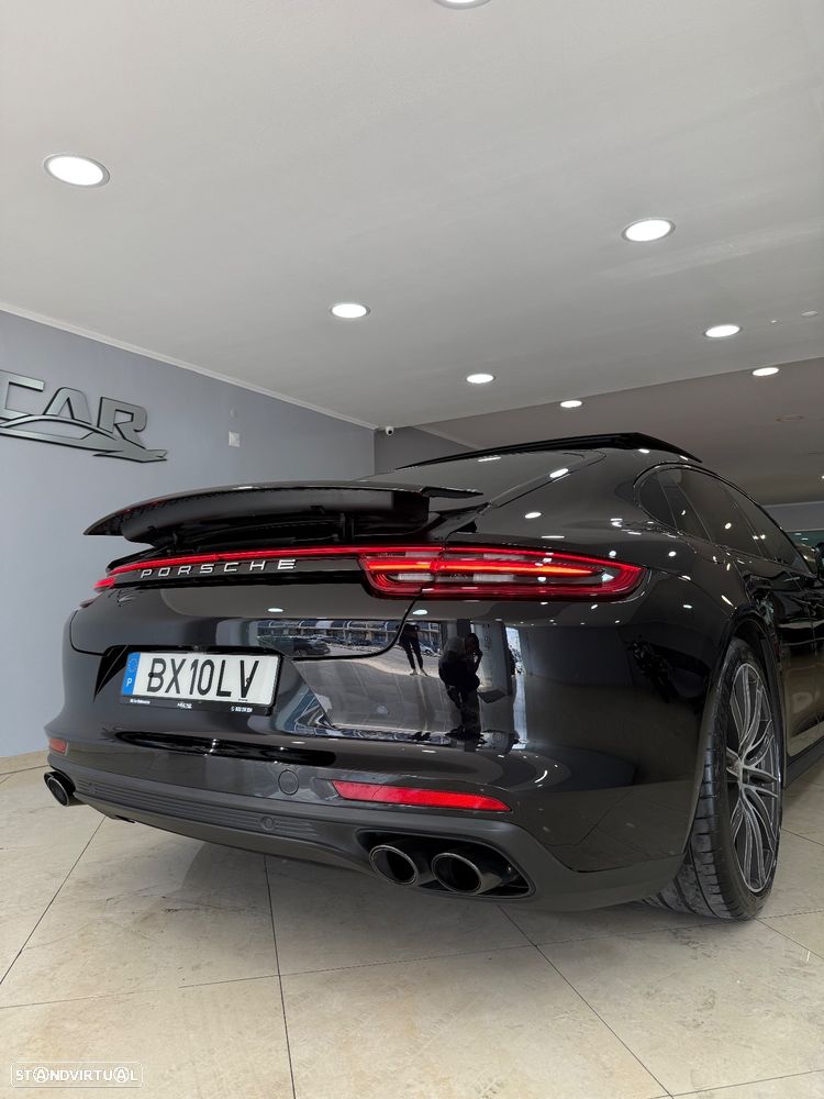 Porsche Panamera 4 Executive - 42